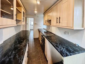 KITCHEN- click for photo gallery